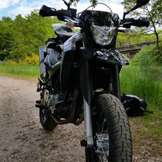 Yamaha XT660X