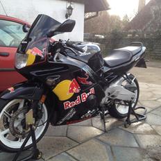 Honda CBR 600 F2 (solgt)
