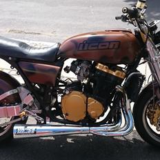 Suzuki Gs ICON Tribute