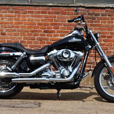 Harley Davidson FXDC - Super Glide Custom.