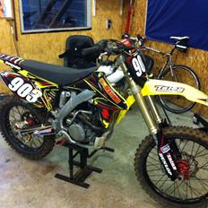 Suzuki RM-Z 250