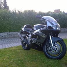 Suzuki GSXR 600