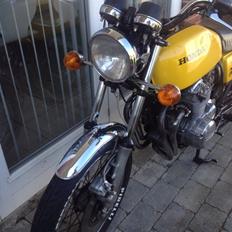 Honda CB400 Four