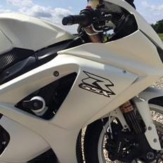 Suzuki GSXR-1000 K7 (SOLGT!)