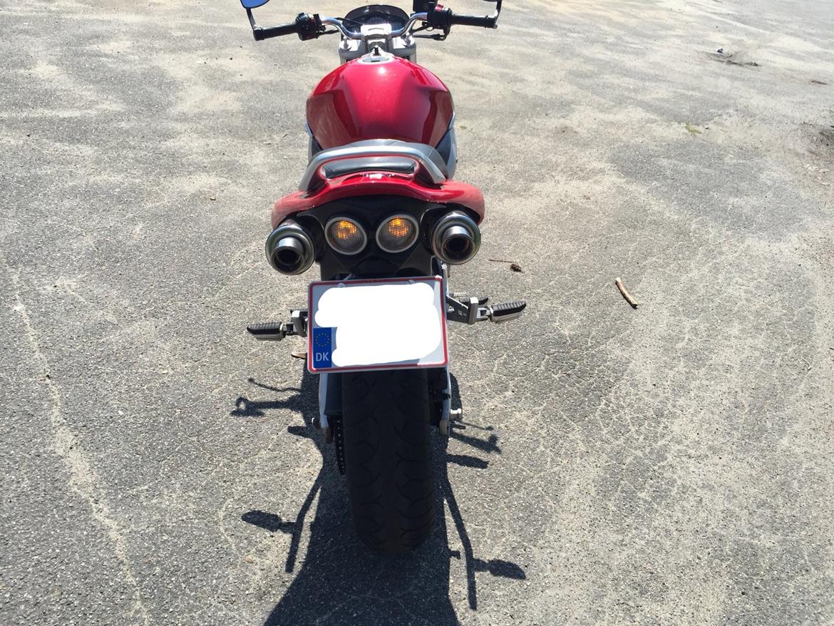 Suzuki GSR 600 billede 7