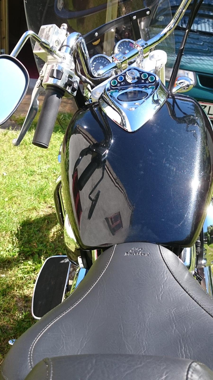 Suzuki VZ 1600 Marauder - Udsigt fra bagperronen billede 8