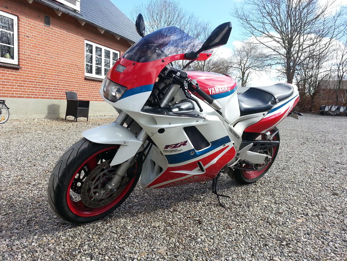 Yamaha FZR1000 billede 5