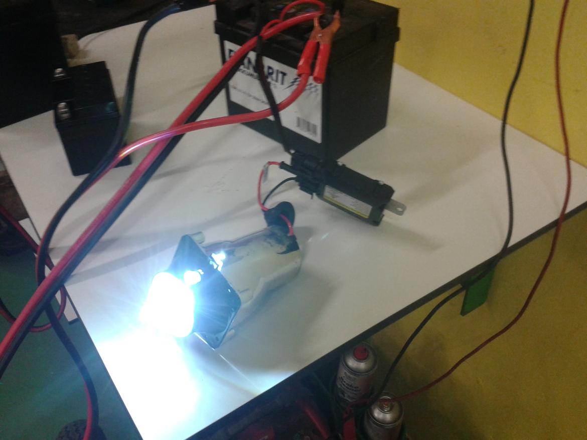 Aprilia sr 125 - 35w 6000k xenon billede 10