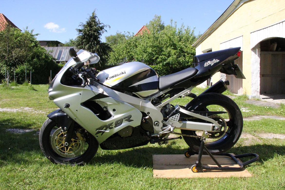 Kawasaki ZX-9R billede 1