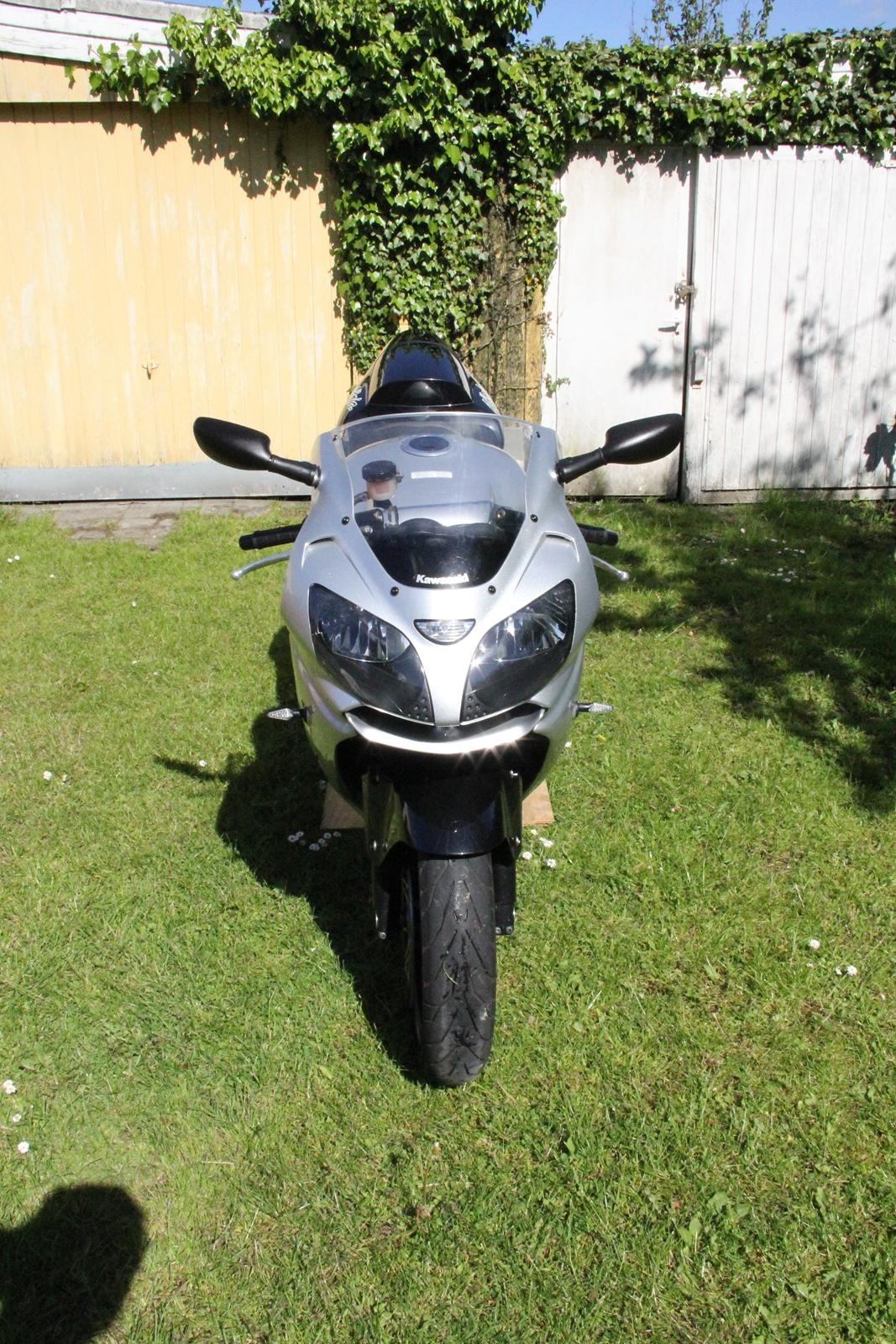 Kawasaki ZX-9R billede 8