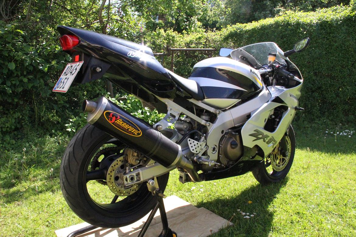 Kawasaki ZX-9R billede 11
