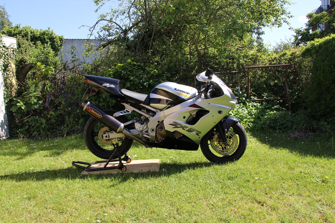Kawasaki ZX-9R billede 3