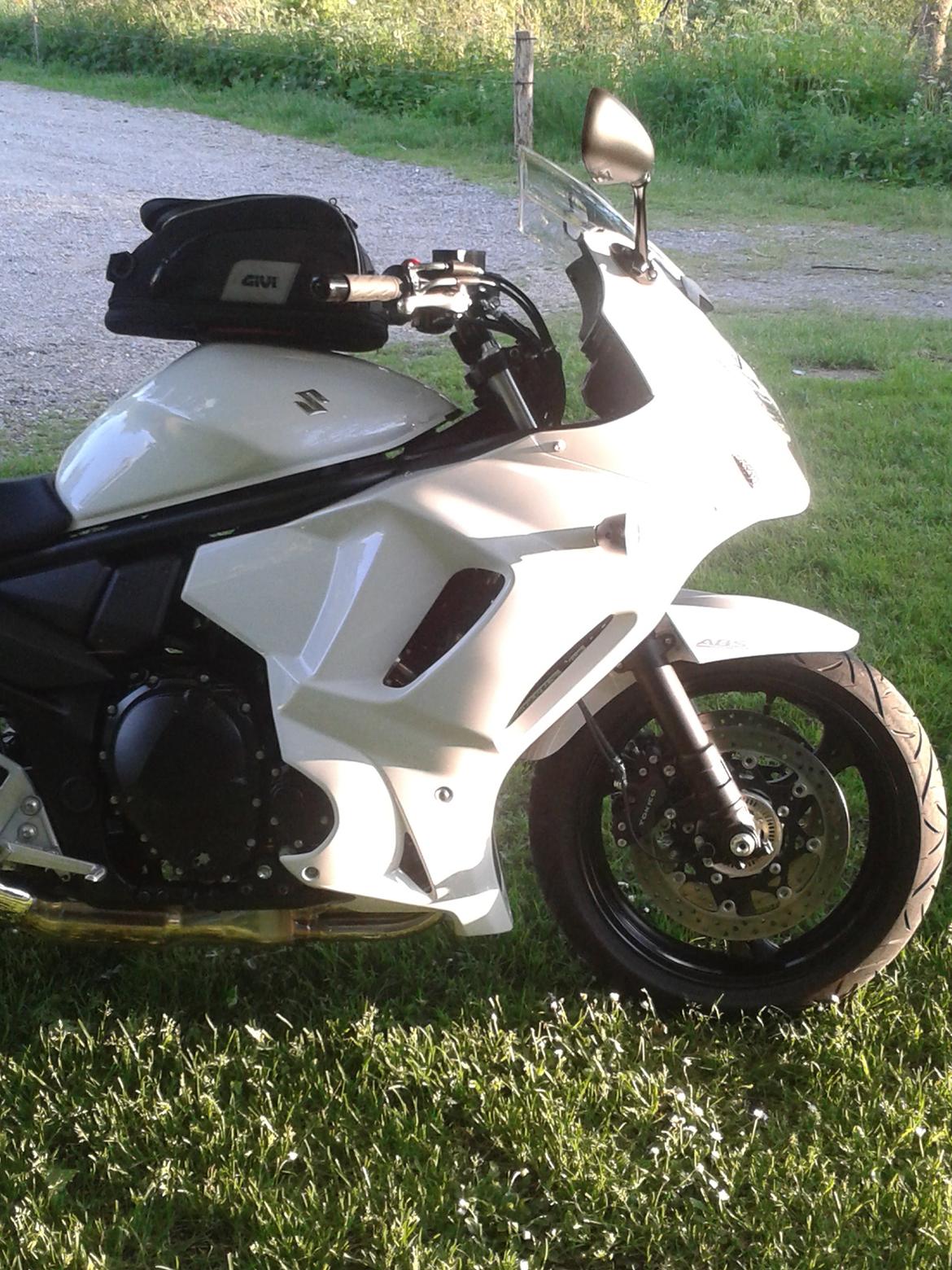 Suzuki GSX 1250 FA billede 16