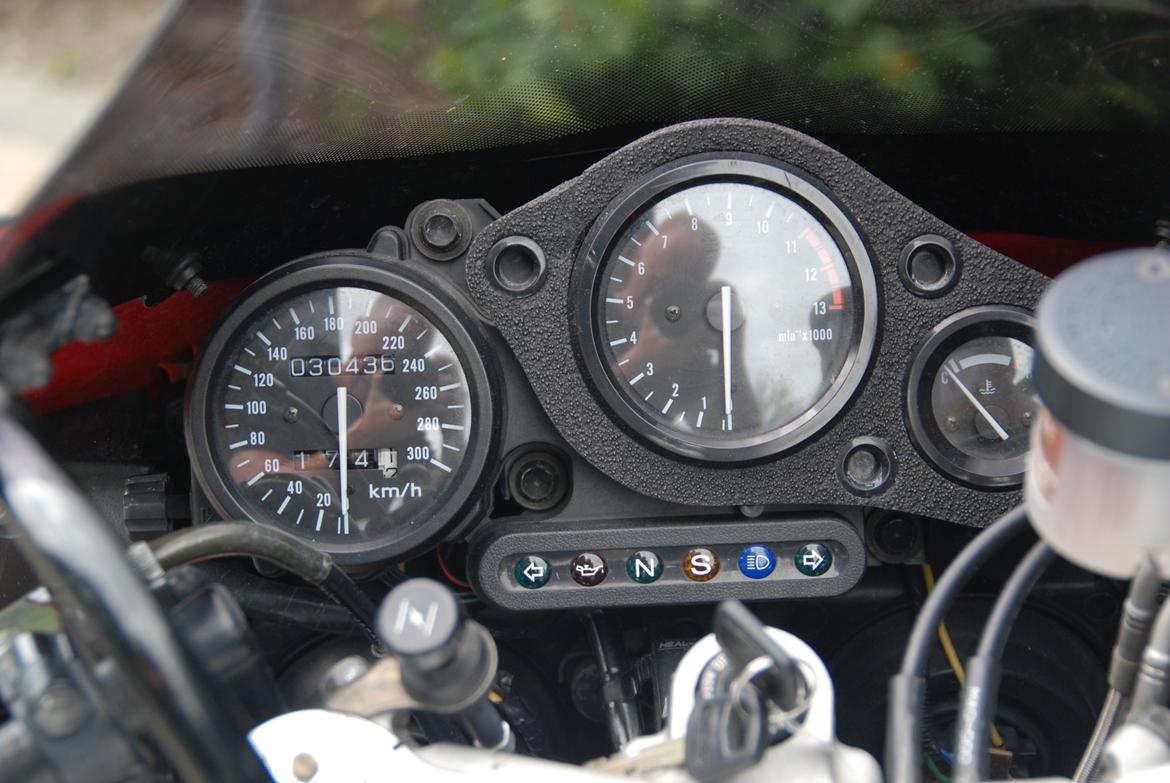 Honda CBR 900 rr billede 4