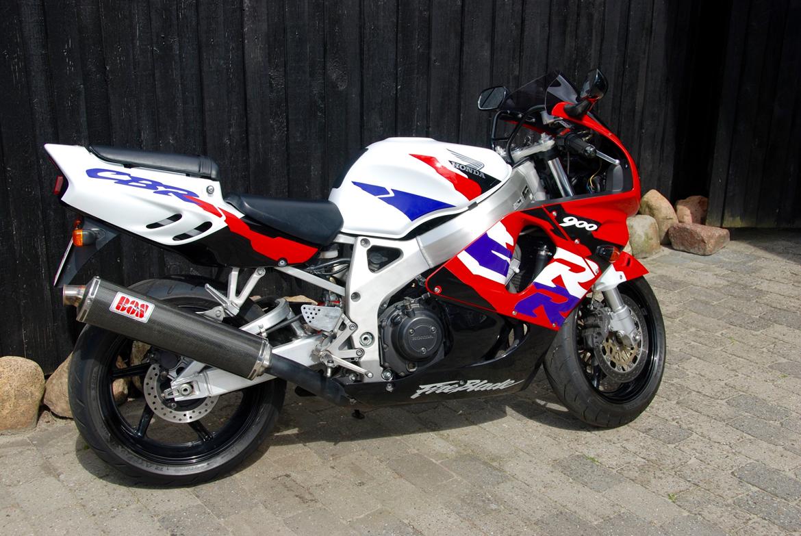 Honda CBR 900 rr billede 8