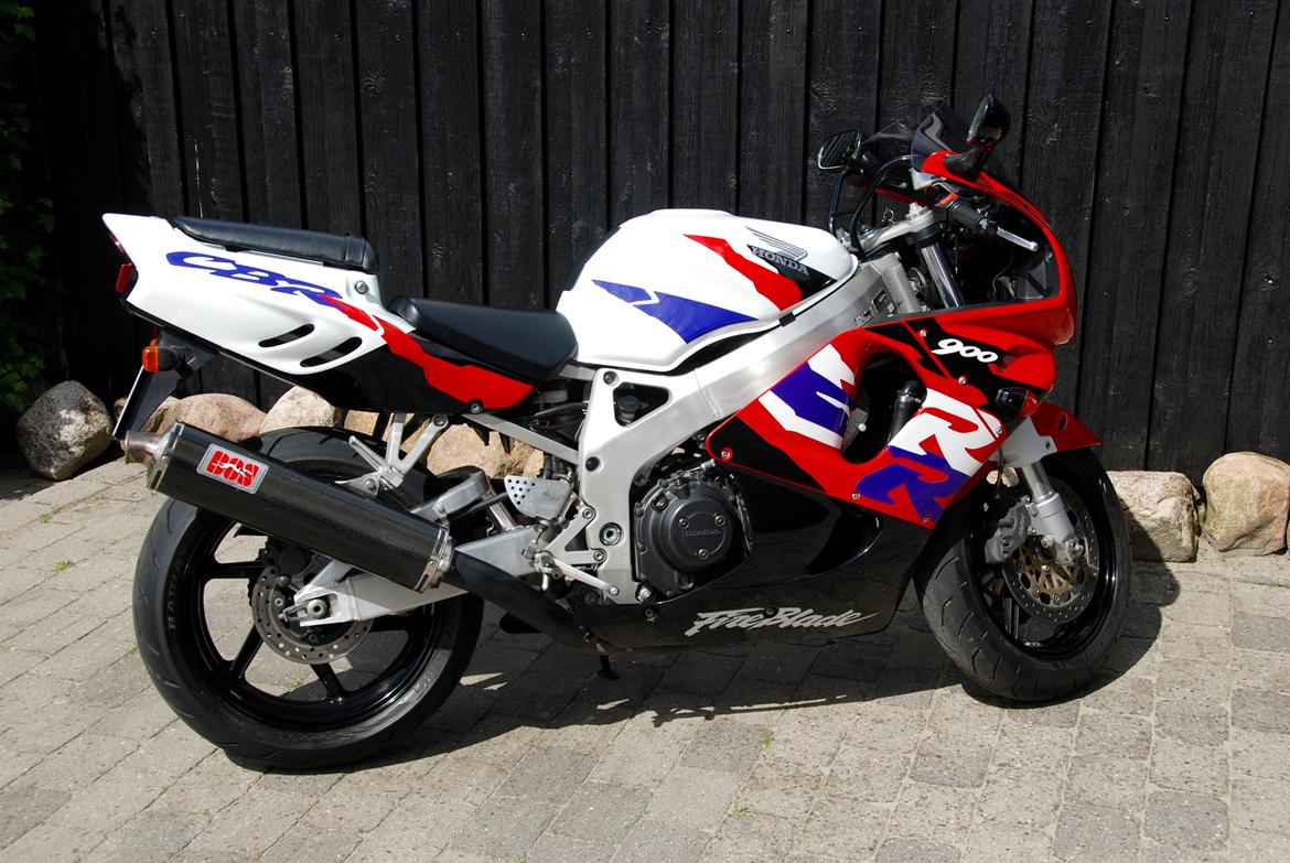 Honda CBR 900 rr billede 13