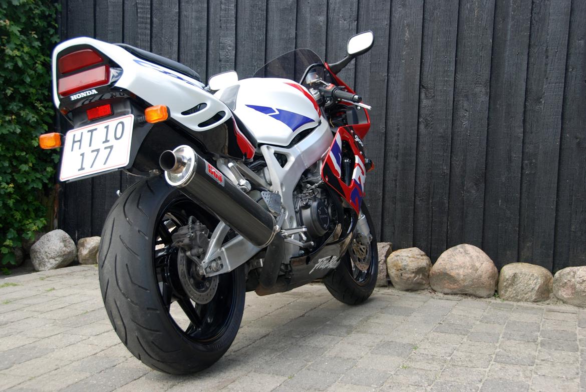 Honda CBR 900 rr billede 17