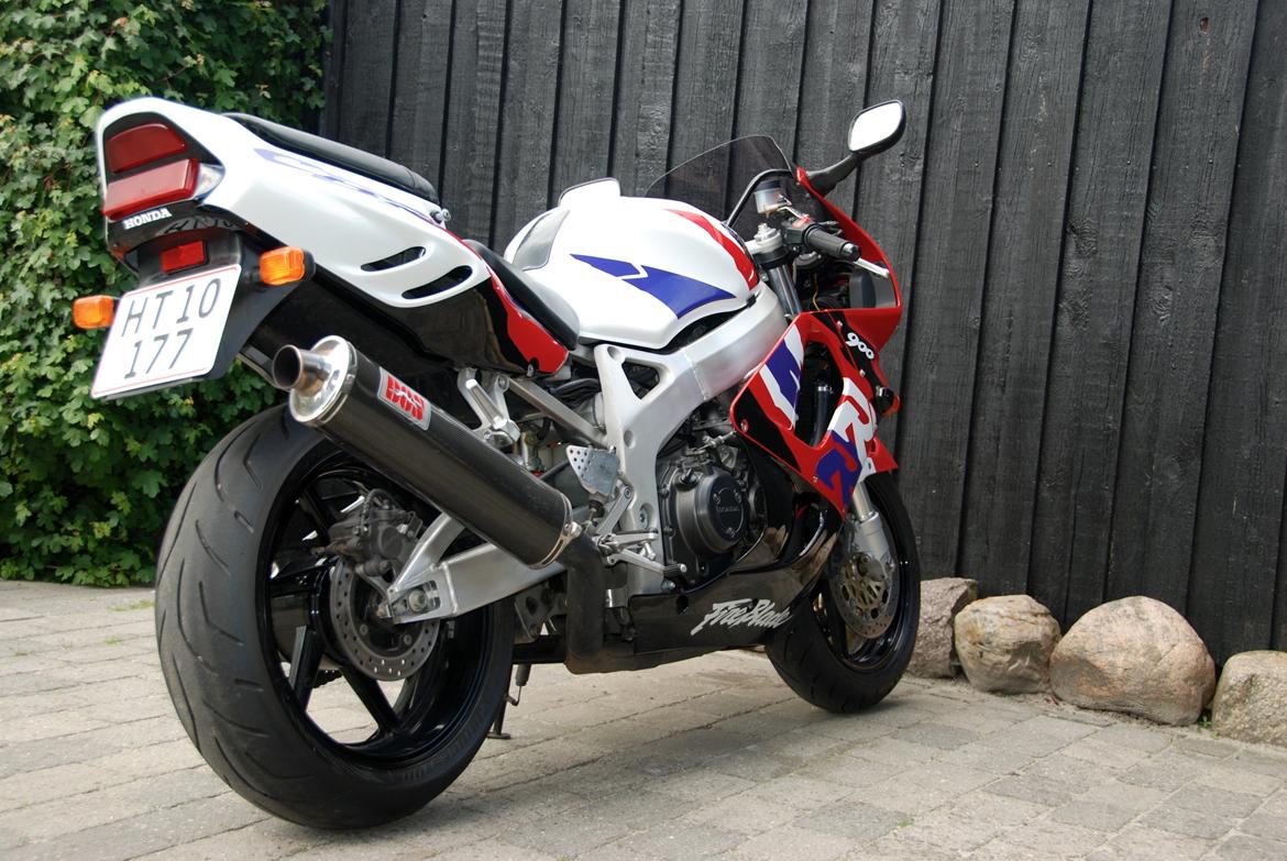 Honda CBR 900 rr billede 18
