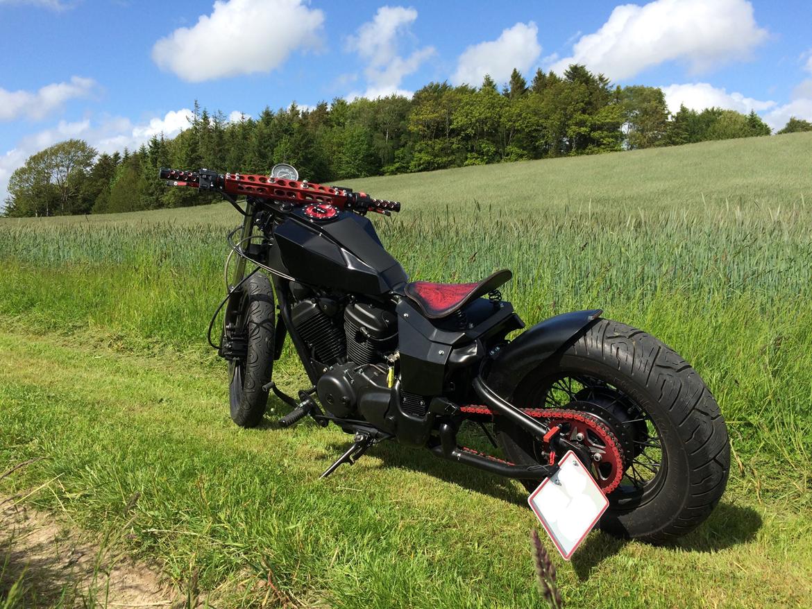 Honda Vt 600 custom bobber billede 2