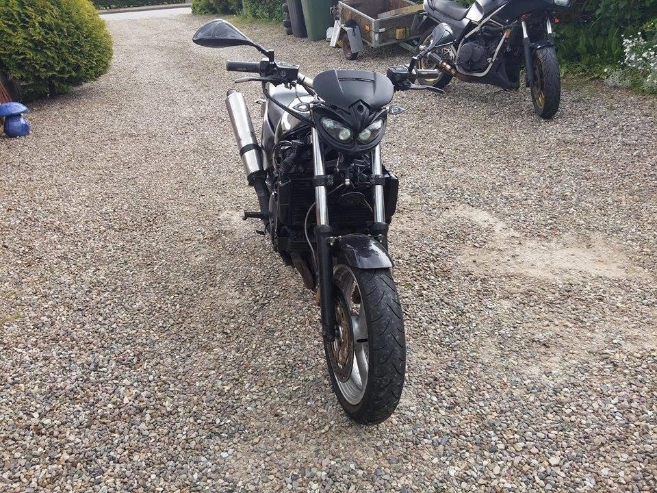 Yamaha FZ 750/1000 billede 2