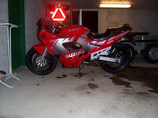 Suzuki gsx 600 f *solgt* billede 2