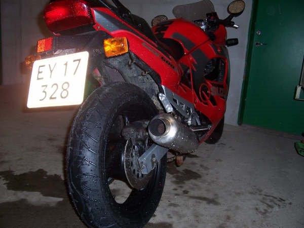 Suzuki gsx 600 f *solgt* billede 5