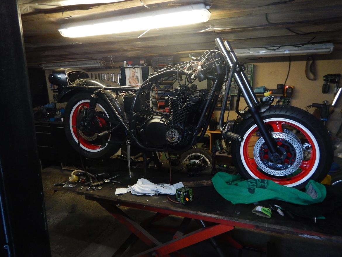 Suzuki GS 750 billede 15