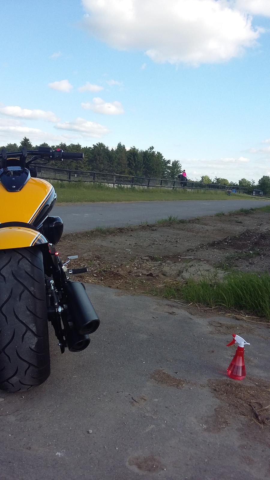 Suzuki m1800r B.O.S.S - Måske jeg skulle have fjernet forstøveren først😀 billede 6