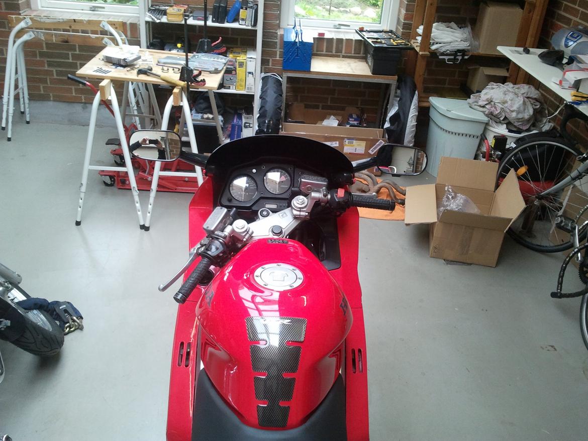 Honda VFR 750 F RC36 billede 10