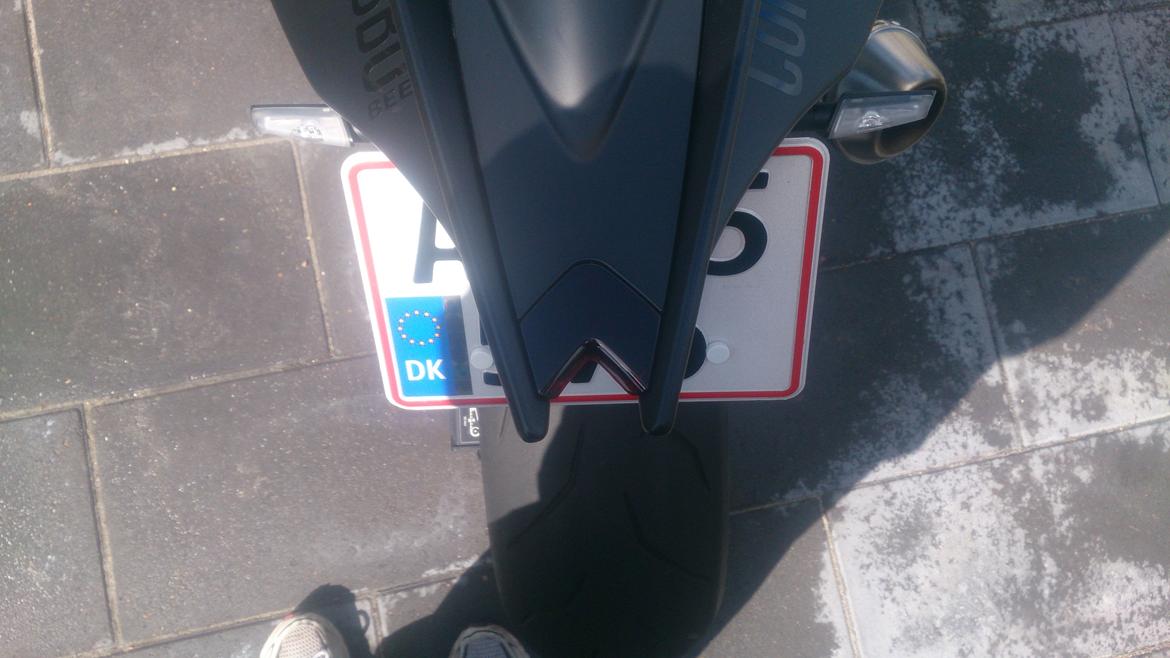 Aprilia tuono V4R APRC ABS (solgt) billede 8