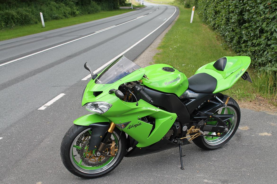 Kawasaki ZX10R TOTALSKADET billede 2