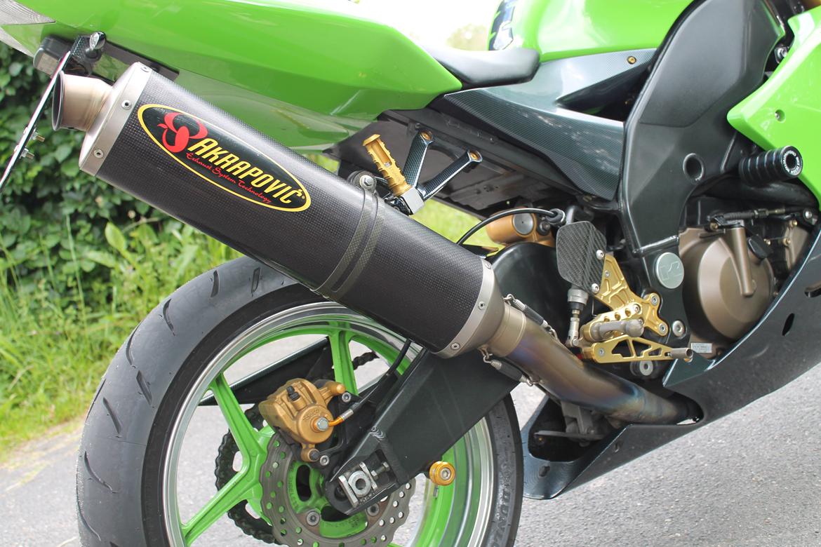 Kawasaki ZX10R TOTALSKADET billede 16