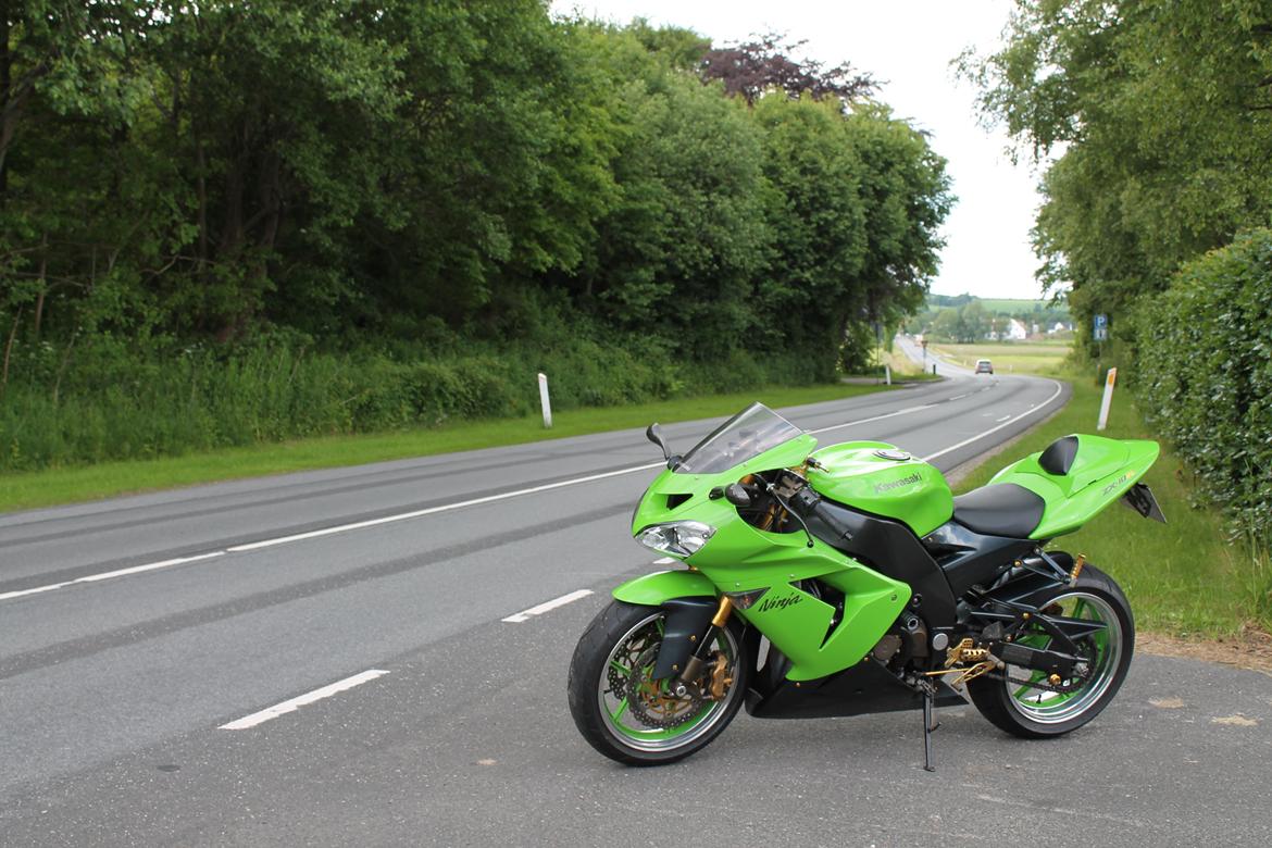 Kawasaki ZX10R TOTALSKADET billede 22