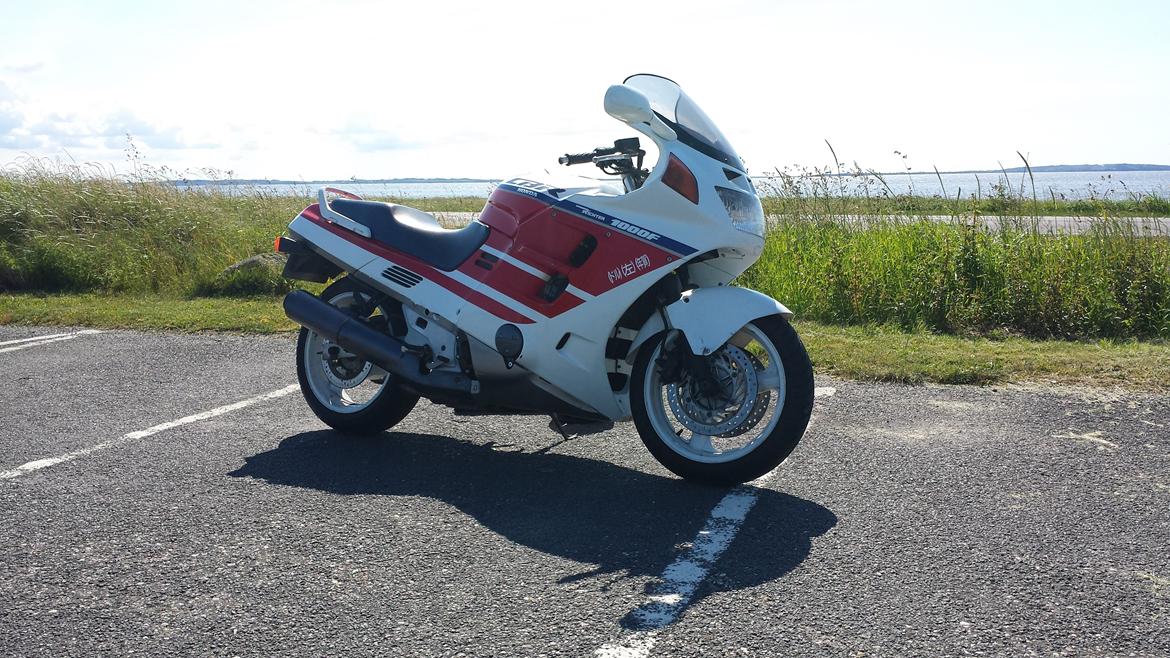 Honda CBR 1000 F SC24 billede 2