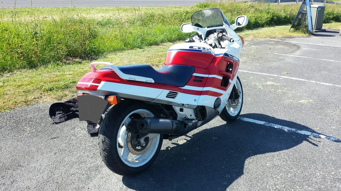 Honda CBR 1000 F SC24 billede 6