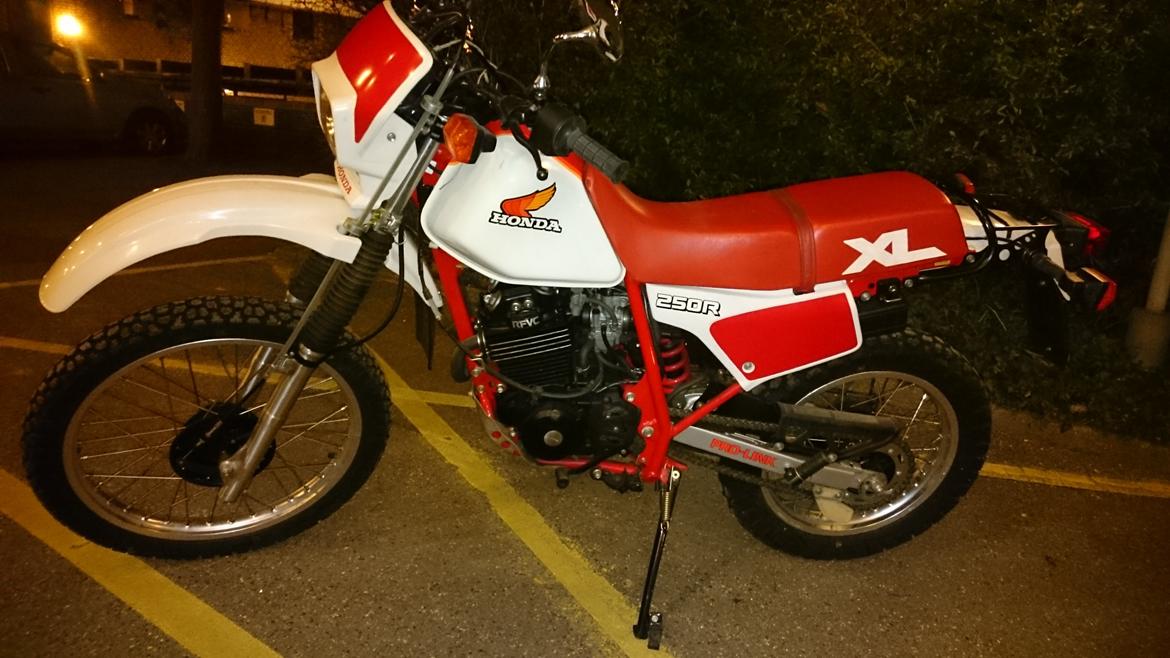 Honda Xl250r       "SOLGT" billede 1