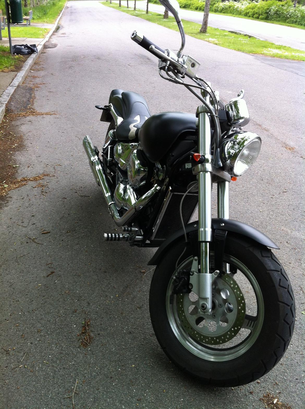 Suzuki VZ 800 Marauder billede 4