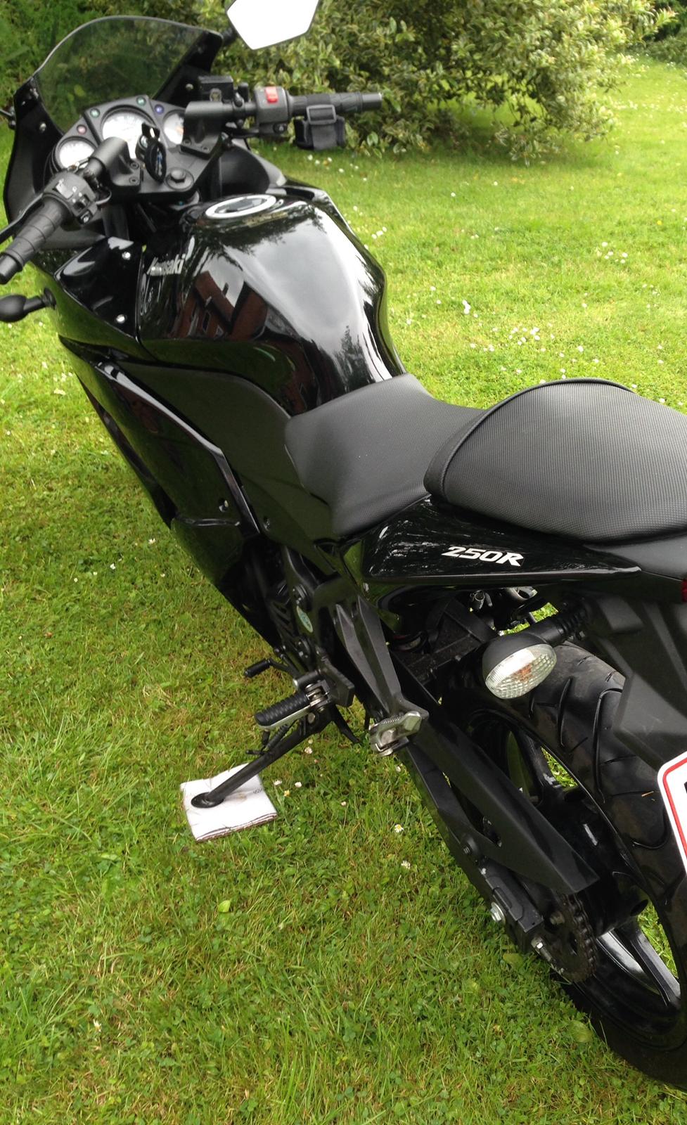 Kawasaki Ninja 250r billede 11