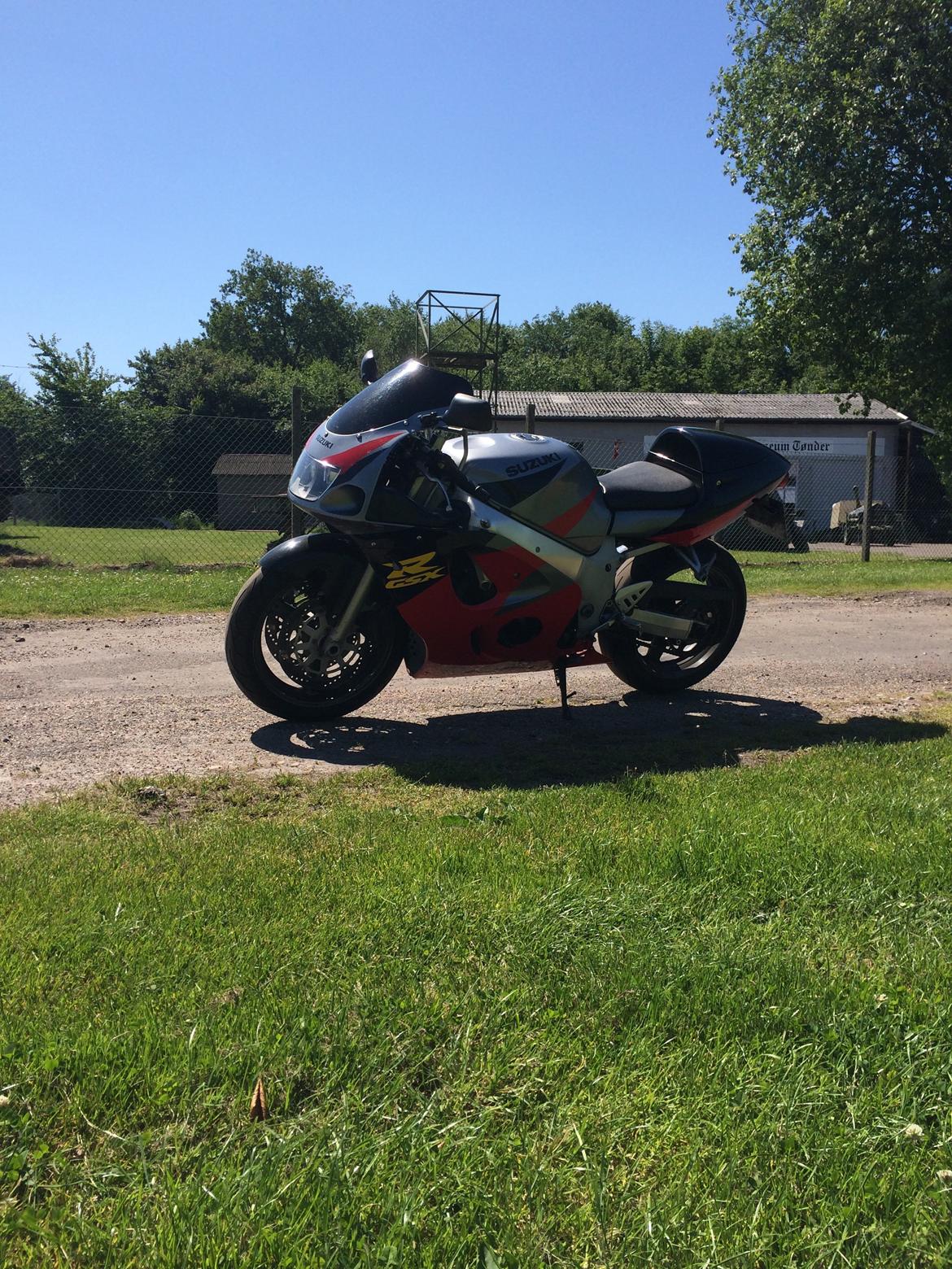 Suzuki GSXR 600 SRAD billede 5