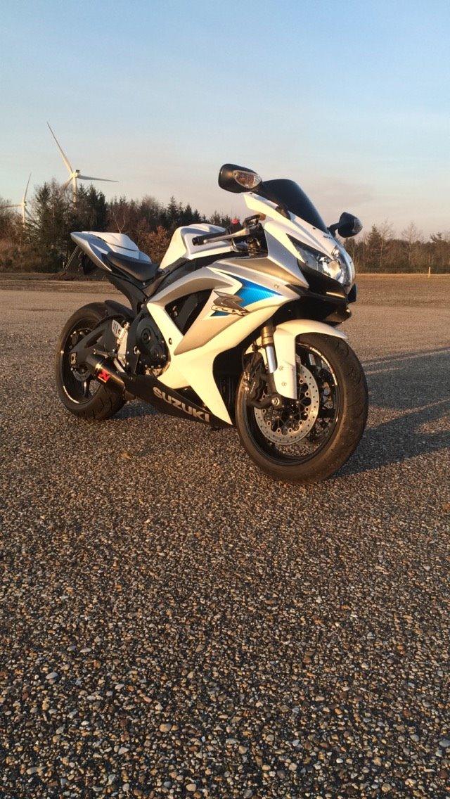 Suzuki GSXR 600 K8 billede 2