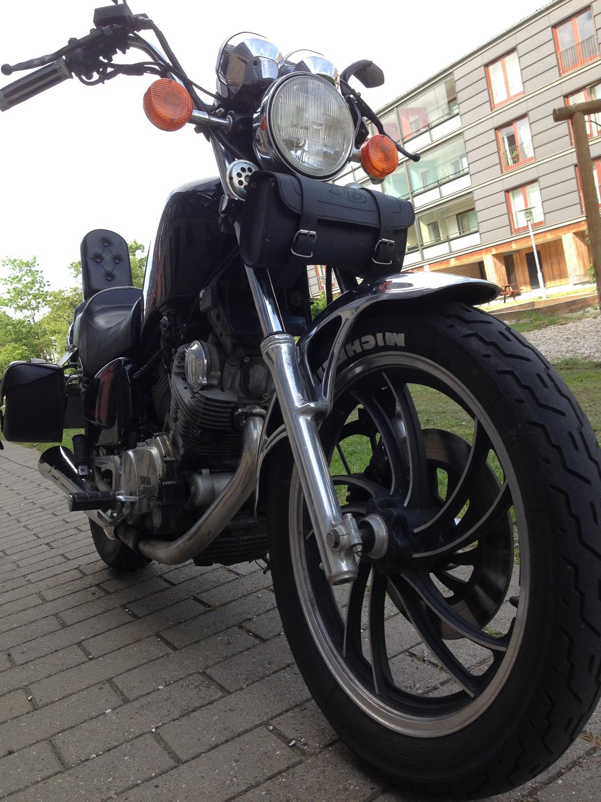 Yamaha xv 750 se billede 1