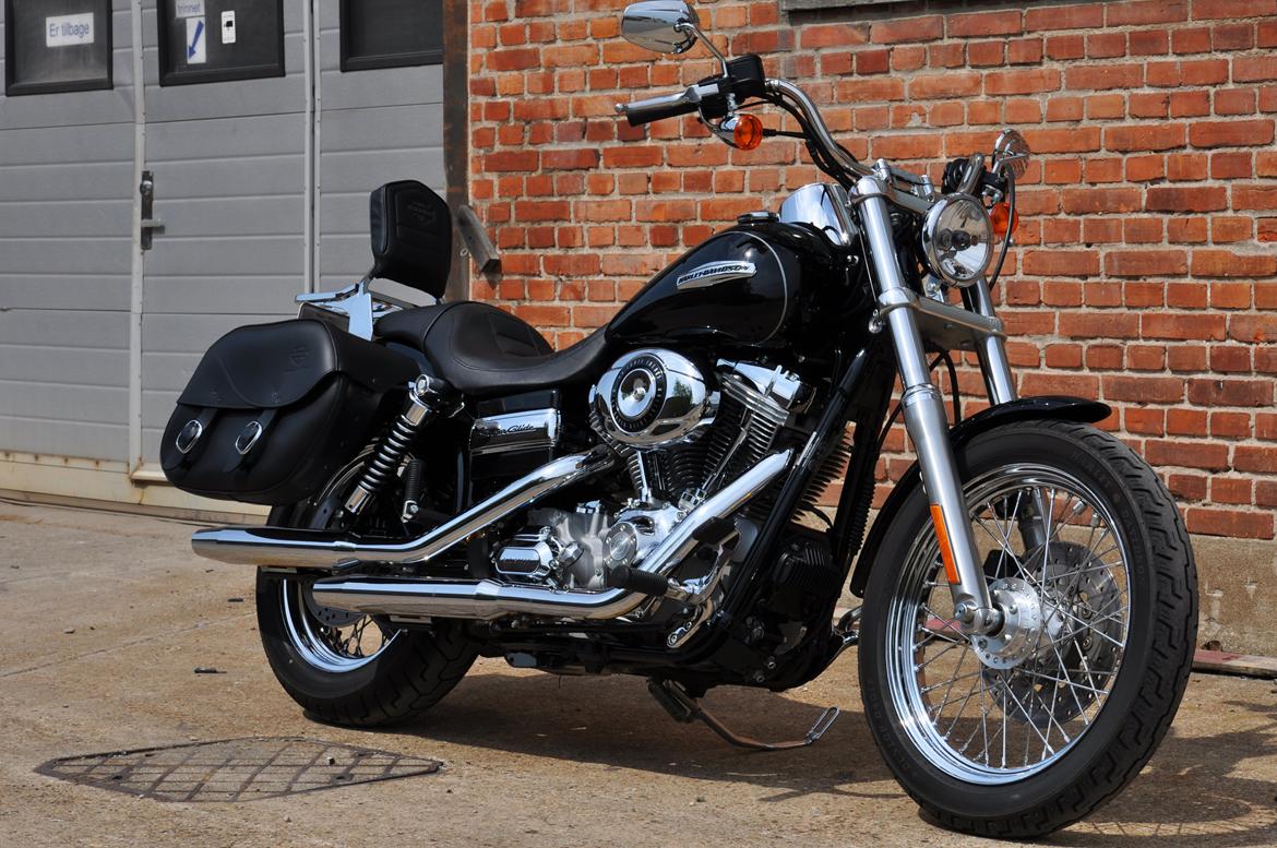 Harley Davidson FXDC - Super Glide Custom. - En rigtig køremaskine. billede 15