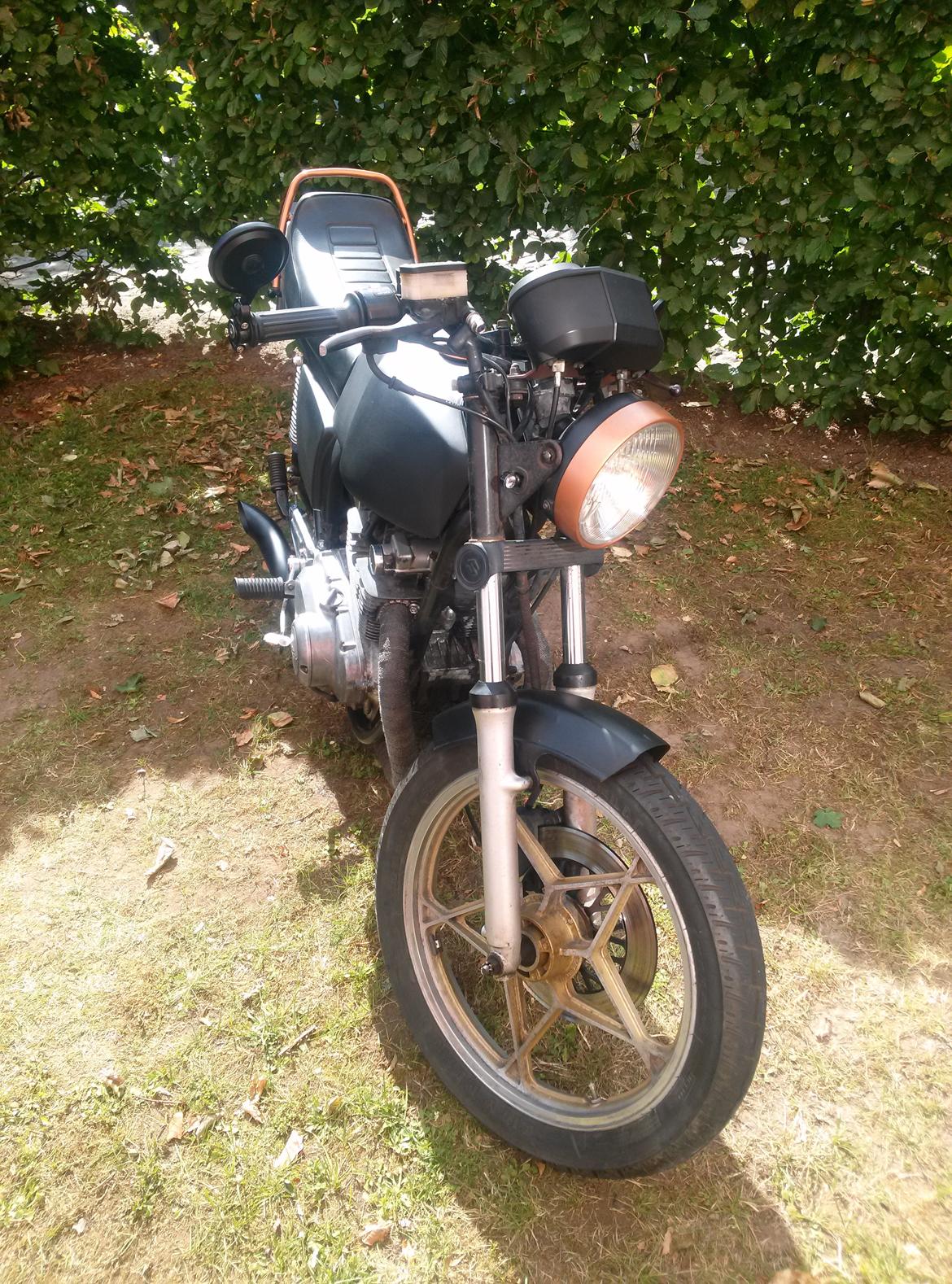 Suzuki GS450S billede 4