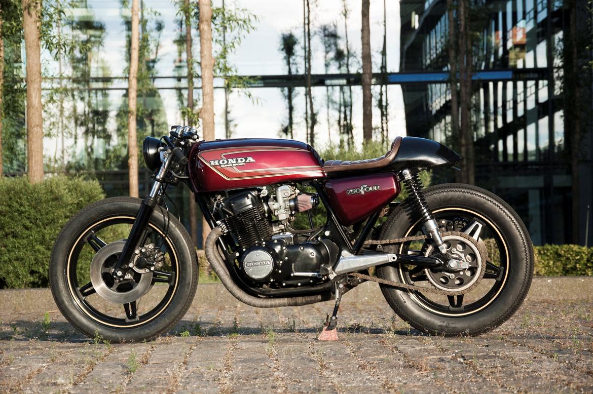 Honda cb750 f2