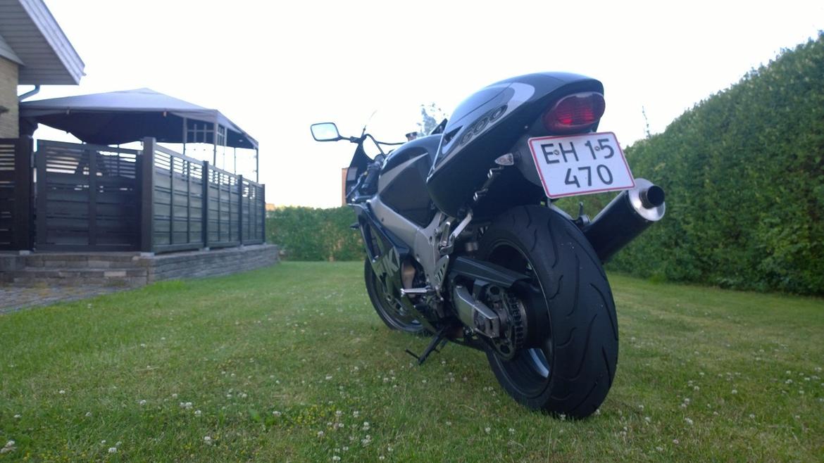 Suzuki GSXR 600 billede 5