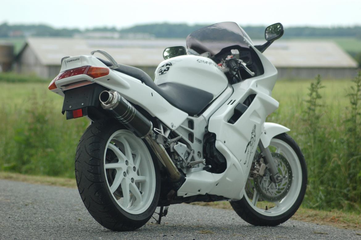 Honda VFR750 RC36-1 billede 24