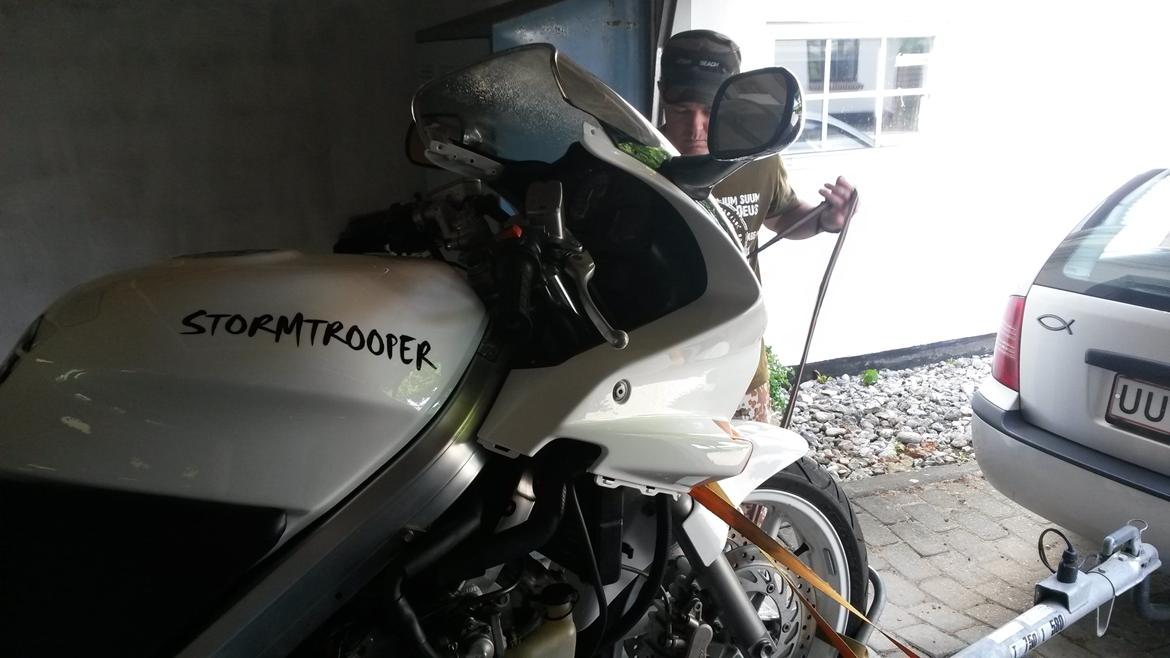 Honda VFR750 RC36-1 billede 19