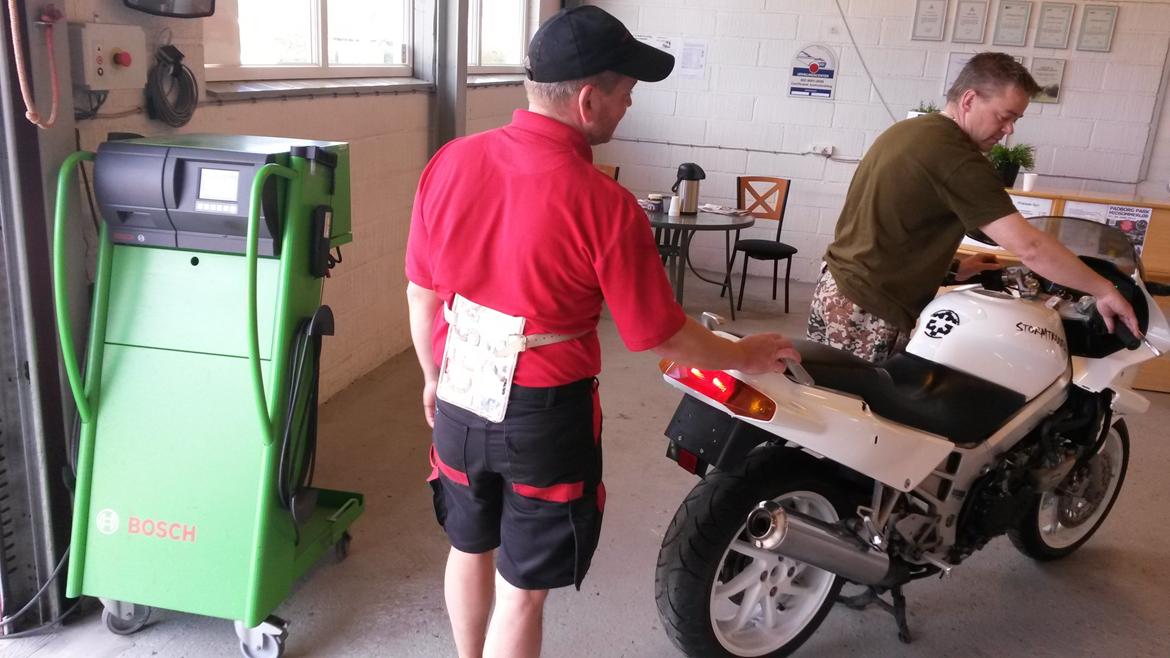 Honda VFR750 RC36-1 billede 21