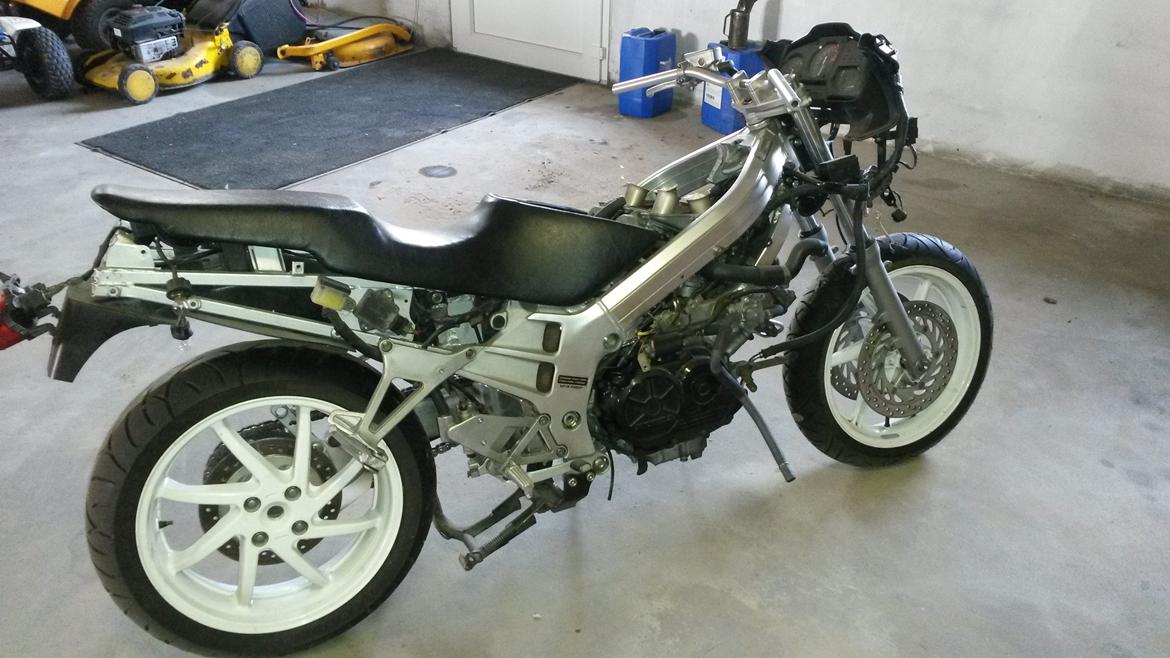 Honda VFR750 RC36-1 billede 8