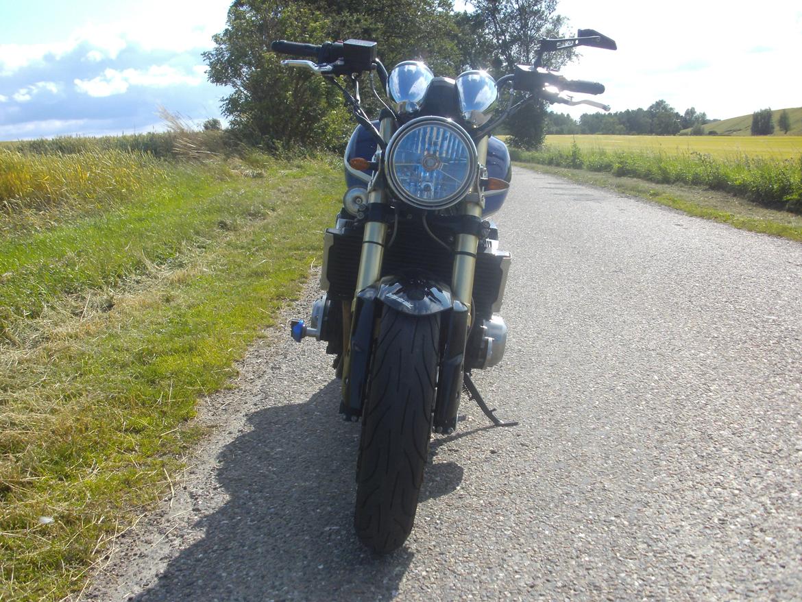 Suzuki GSX 1400 billede 2